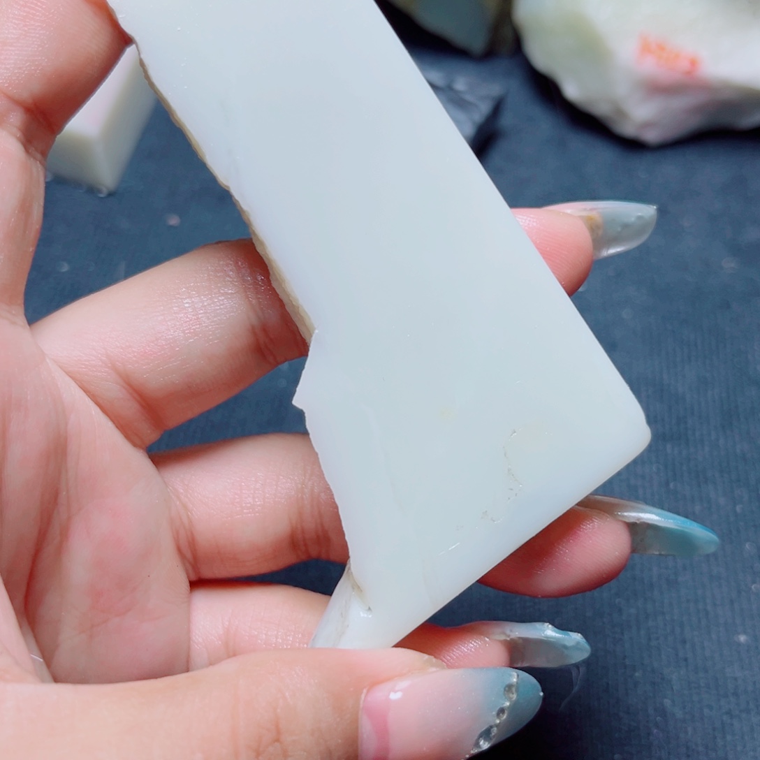 未镶嵌和田玉珠宝奇石