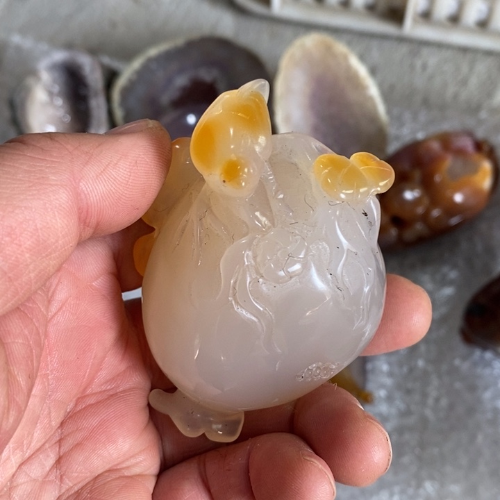 玛瑙/玉髓未镶嵌珠宝奇石