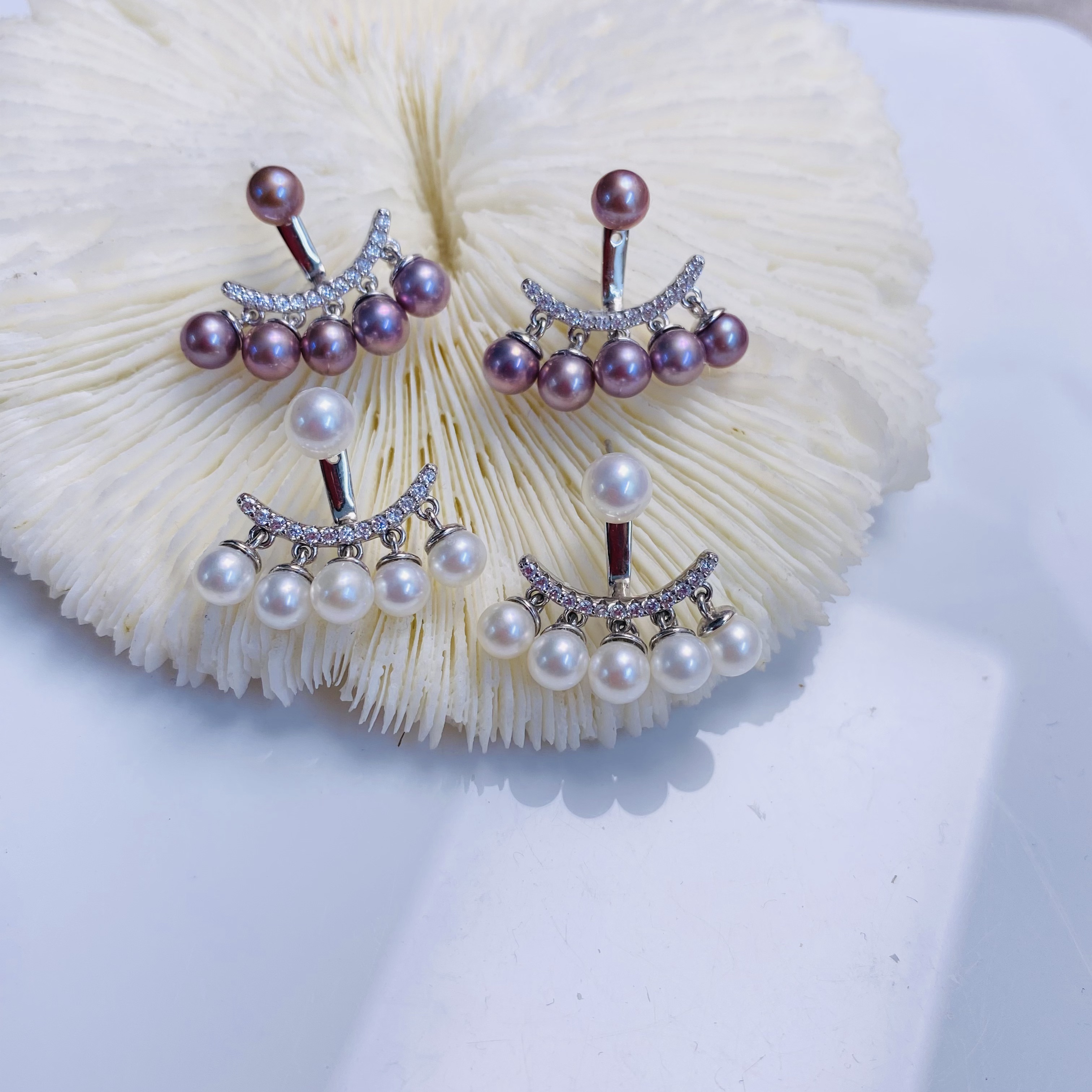 原创设计银色女气质日韩白色耳钉素款两戴小巧轻奢