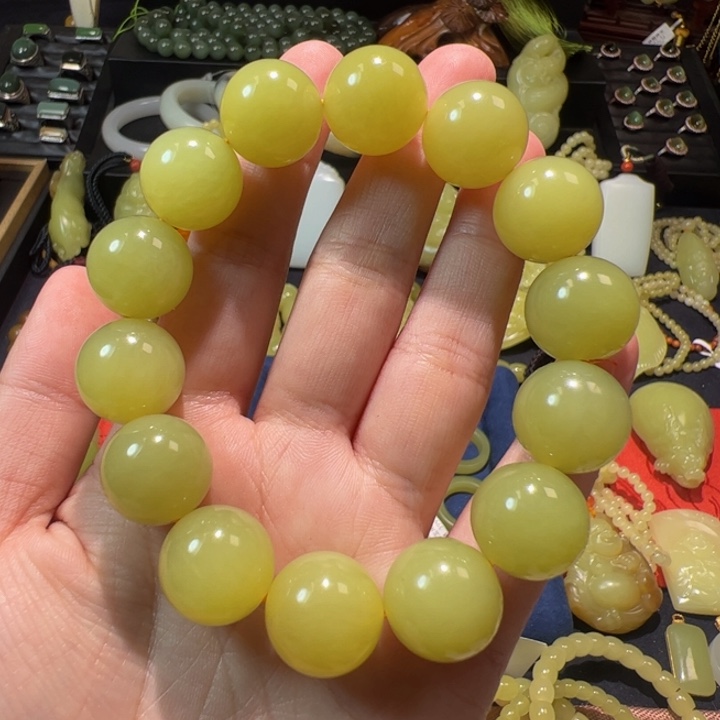 和田玉（黄玉）颈饰未镶嵌