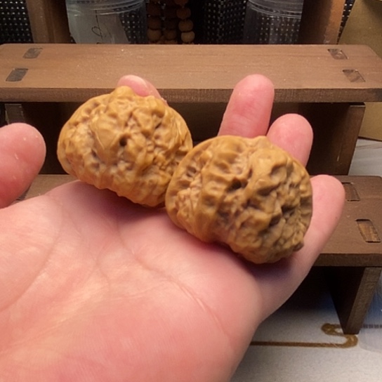 文玩核桃把件蛤蟆