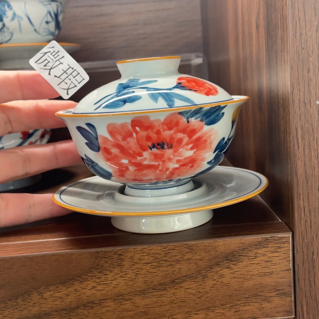 釉下手绘茶具微瑕