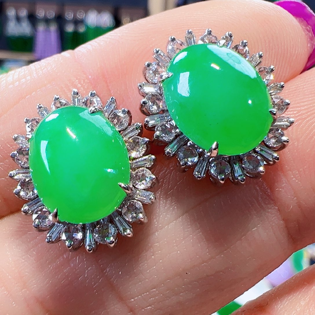 翡翠耳饰18K金镶嵌签收后24鉴赏期