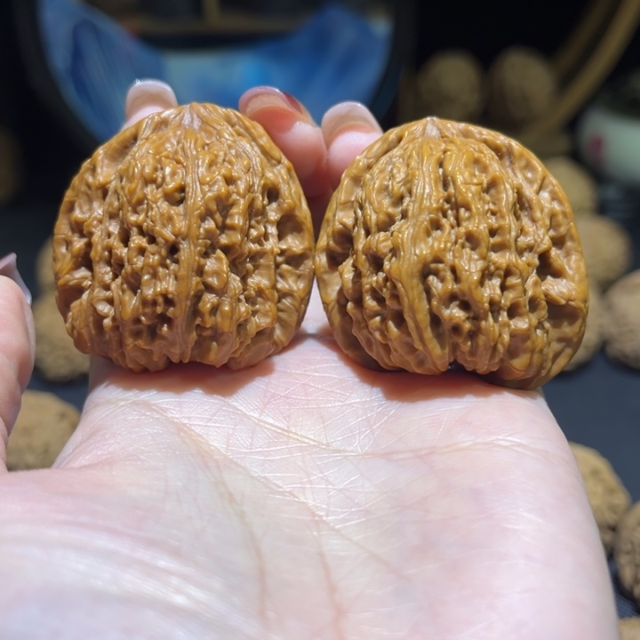 文玩核桃把件壮**云南疆39尺