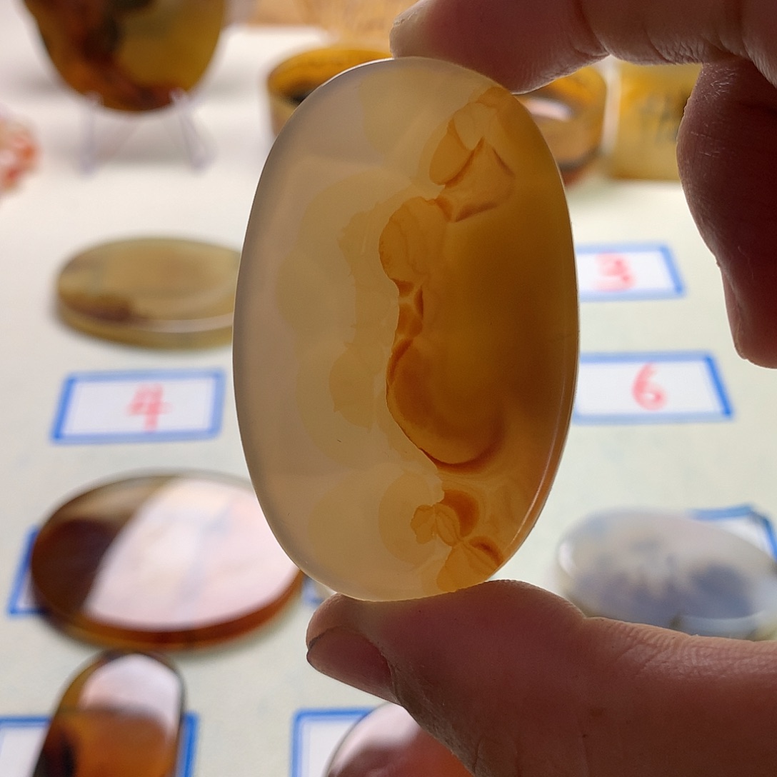 玛瑙/玉髓未镶嵌珠宝半成品
