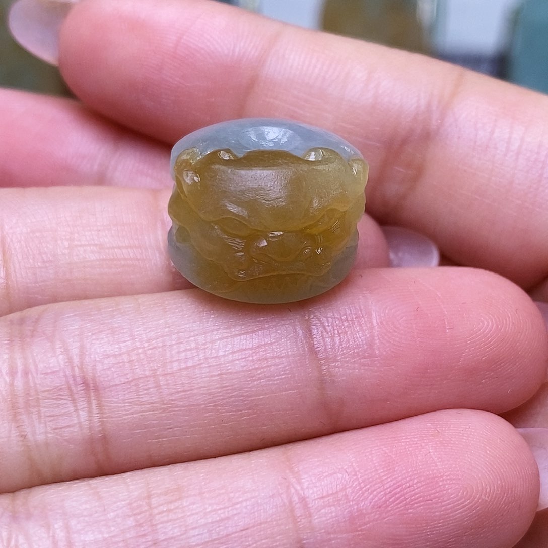 定制翡翠未镶嵌毛货