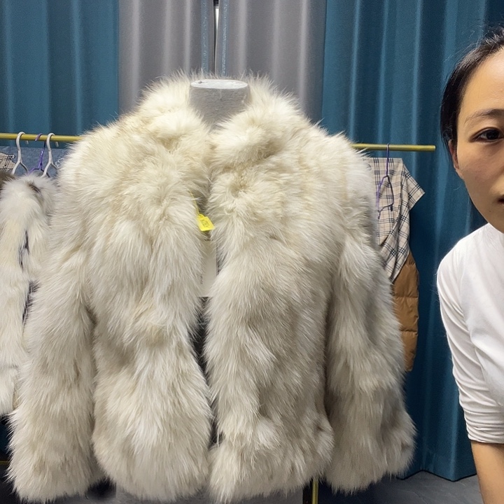 狐狸背毛立领女款