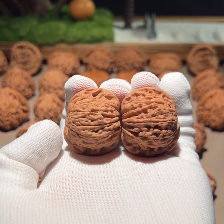 文玩核桃把件我***戏38蝴蝶磨