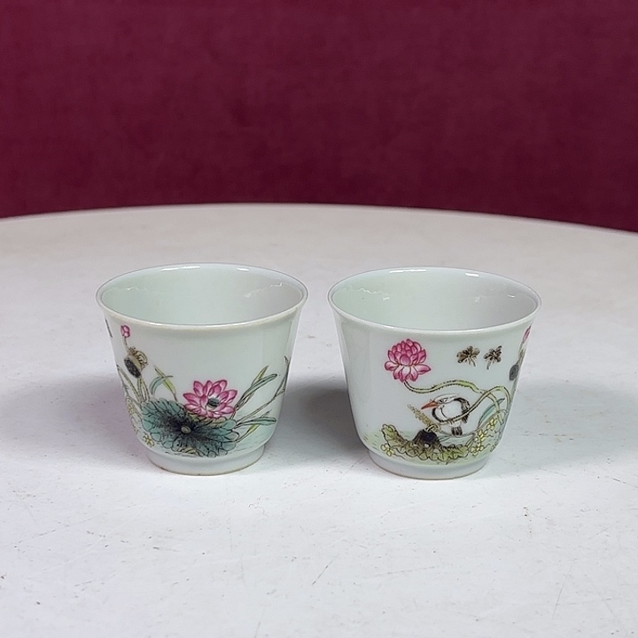 不***改杯粉彩荷花小杯一对