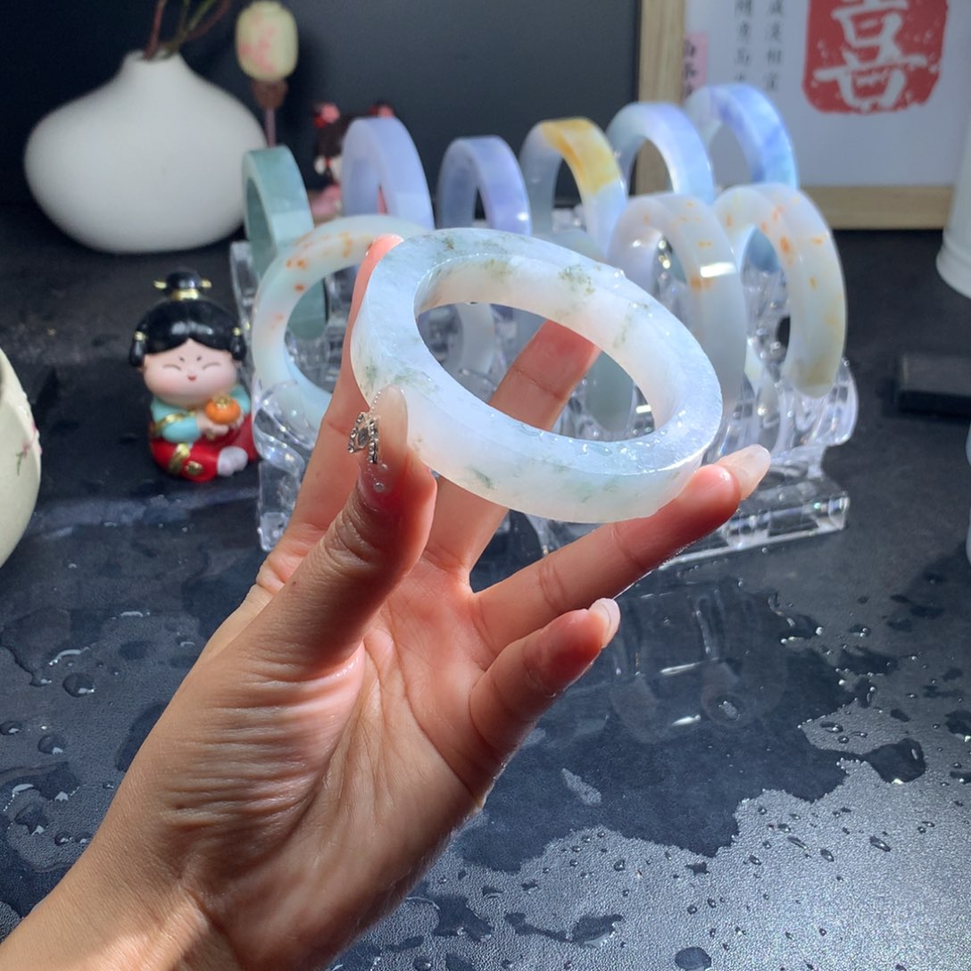 定制翡翠手镯未镶嵌