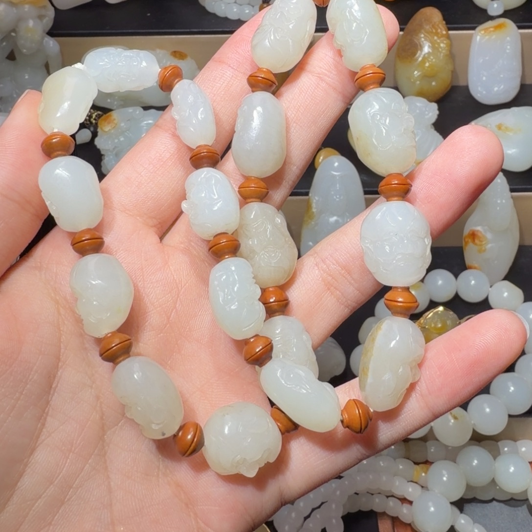 和田玉未镶嵌手链