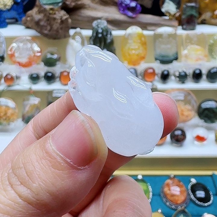 水晶颈饰未镶嵌吊坠