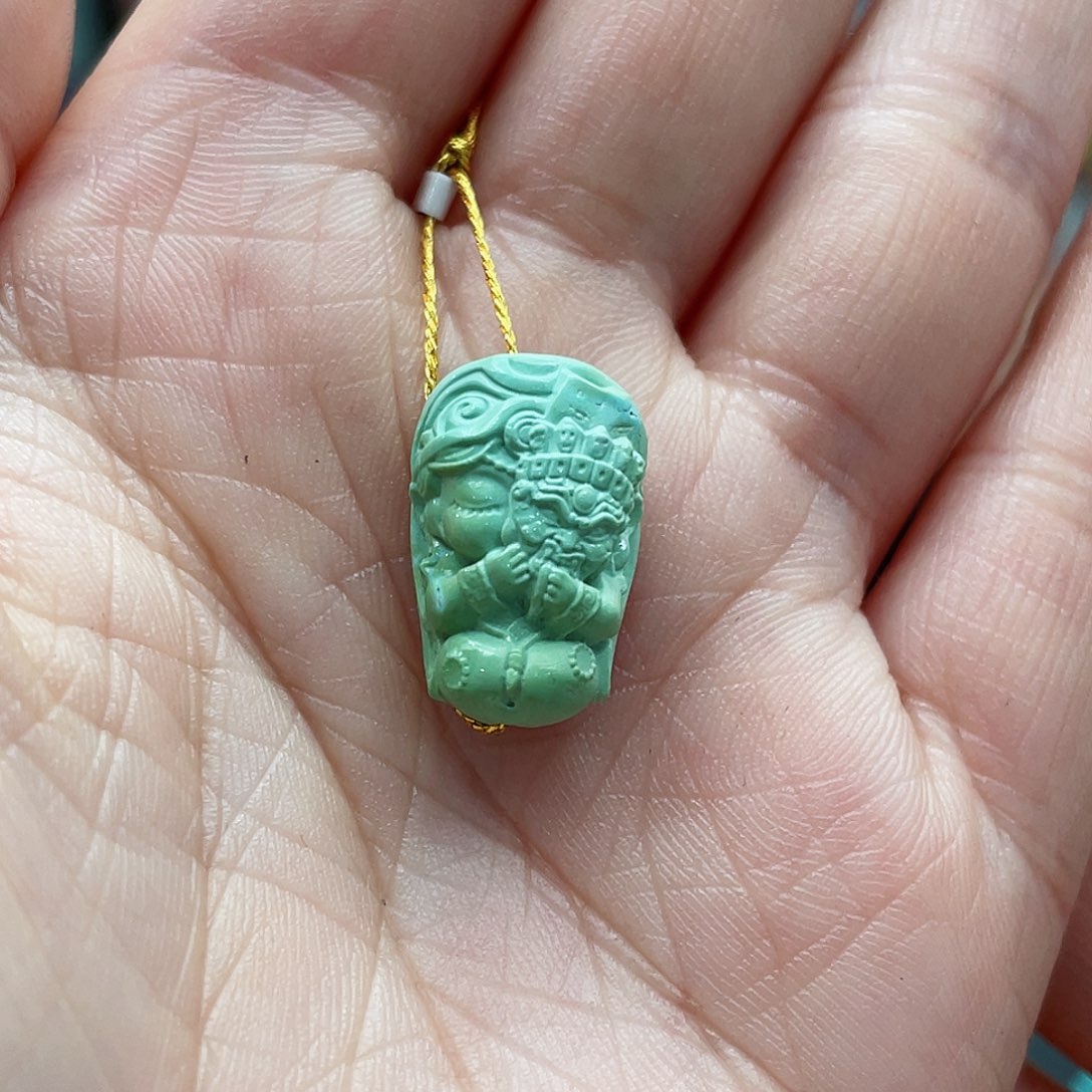 绿松石颈饰未镶嵌