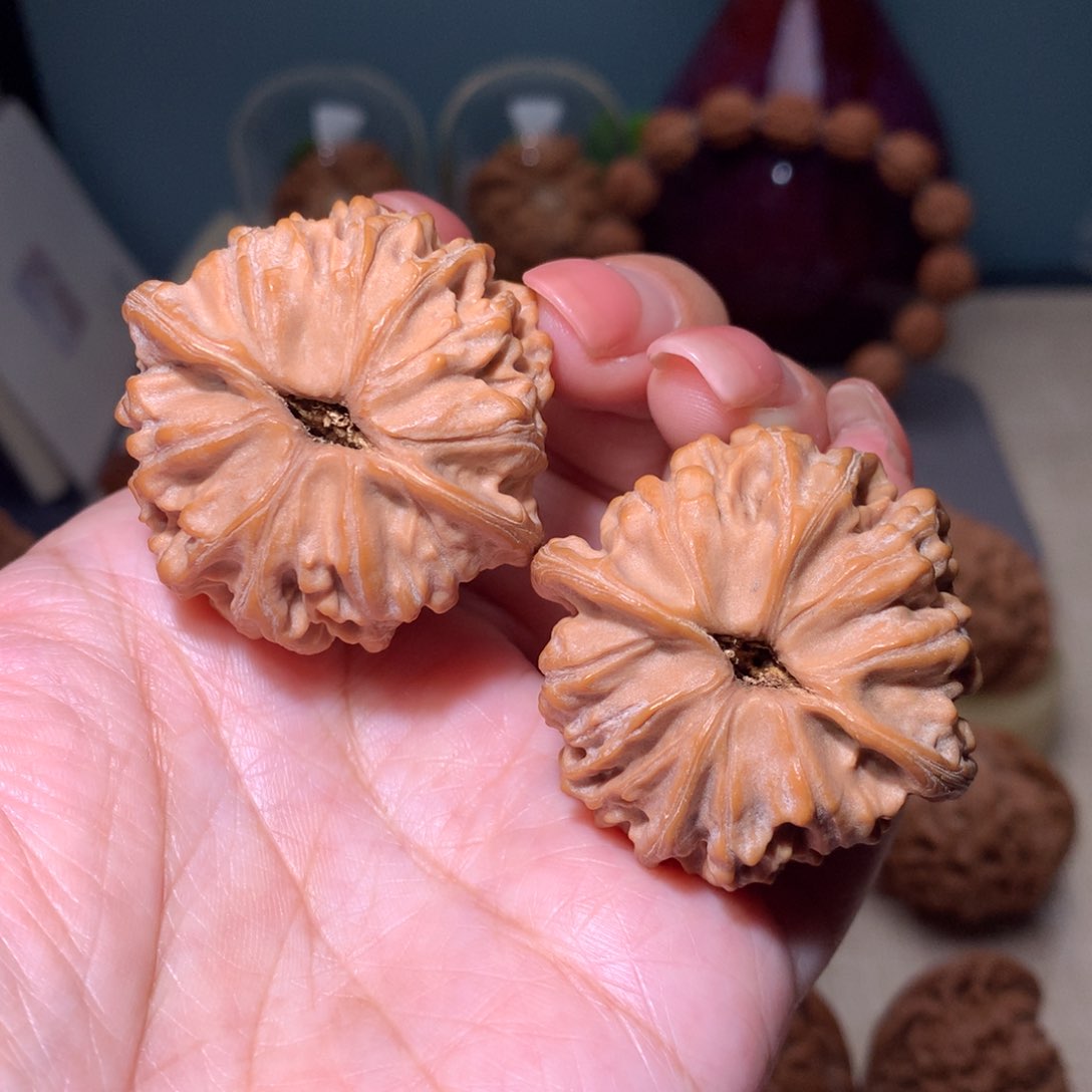 文玩核桃把件赵*天地