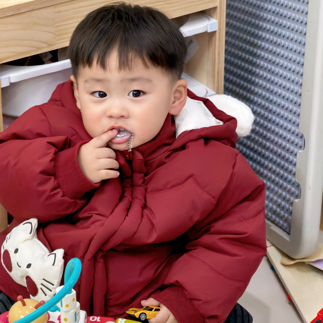 奶茶小猪保真连帽冬季保暖男女宝加厚年款羽绒外套