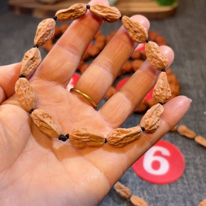 少***雨手串文玩核桃小金蟾异型