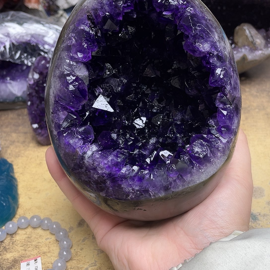 强****未镶嵌大型摆件（非配饰）紫晶