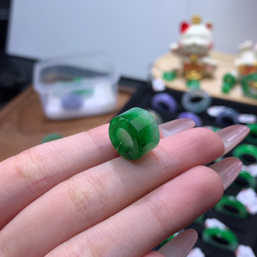 【闪购商品】未镶嵌戒指翡翠路路通