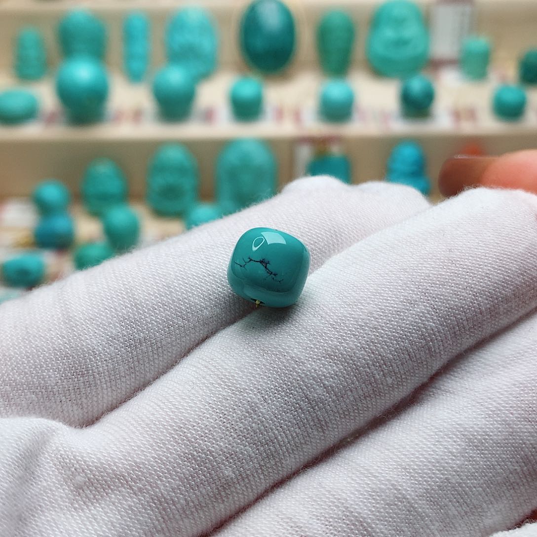 绿松石配饰未镶嵌