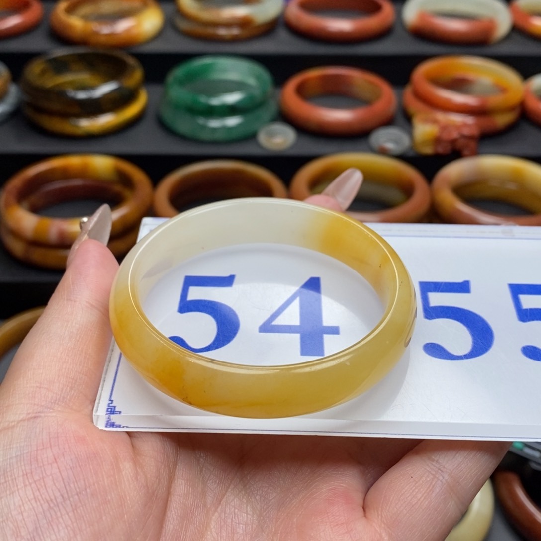 石英质玉（黄龙玉）手镯微瑕未镶嵌