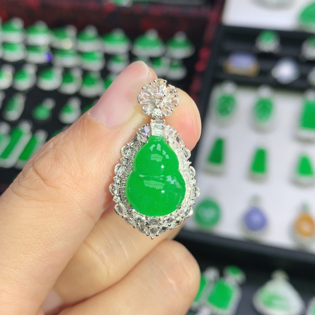 翡翠18K金镶嵌吊坠(不含链)