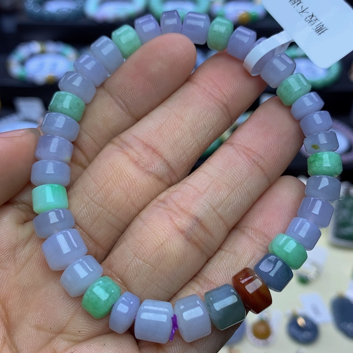 翡翠手链未镶嵌翡翠 8+ 