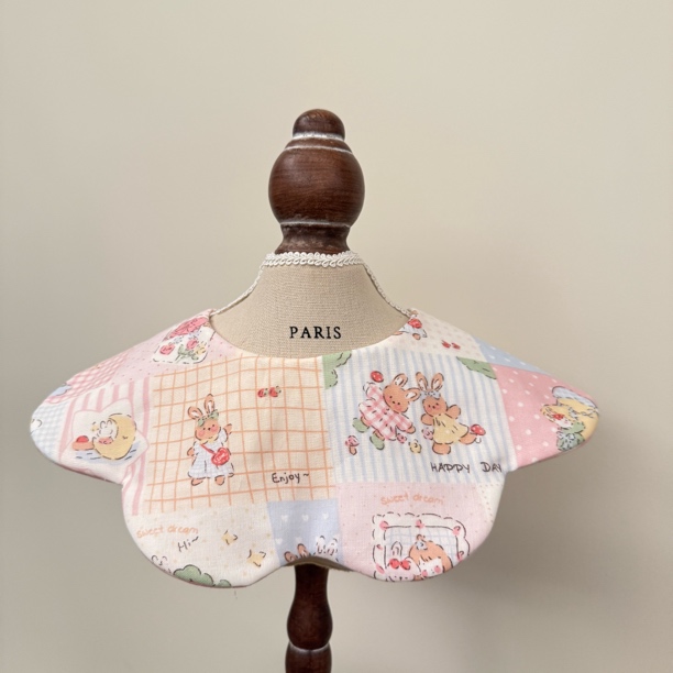 【兔兔公主】婴儿花瓣口水巾全棉双层纱围嘴双面不同图案