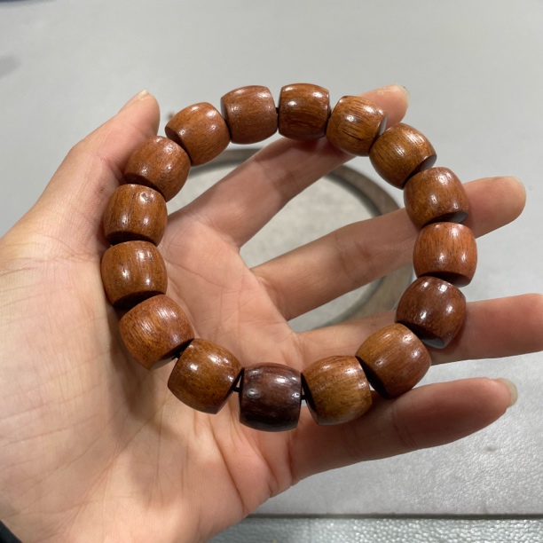 A1【阳面】桃木卡1.4单圈手串