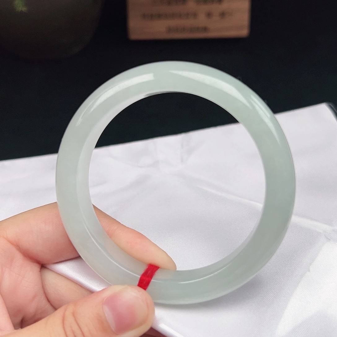 翡翠未镶嵌手镯b0909-1