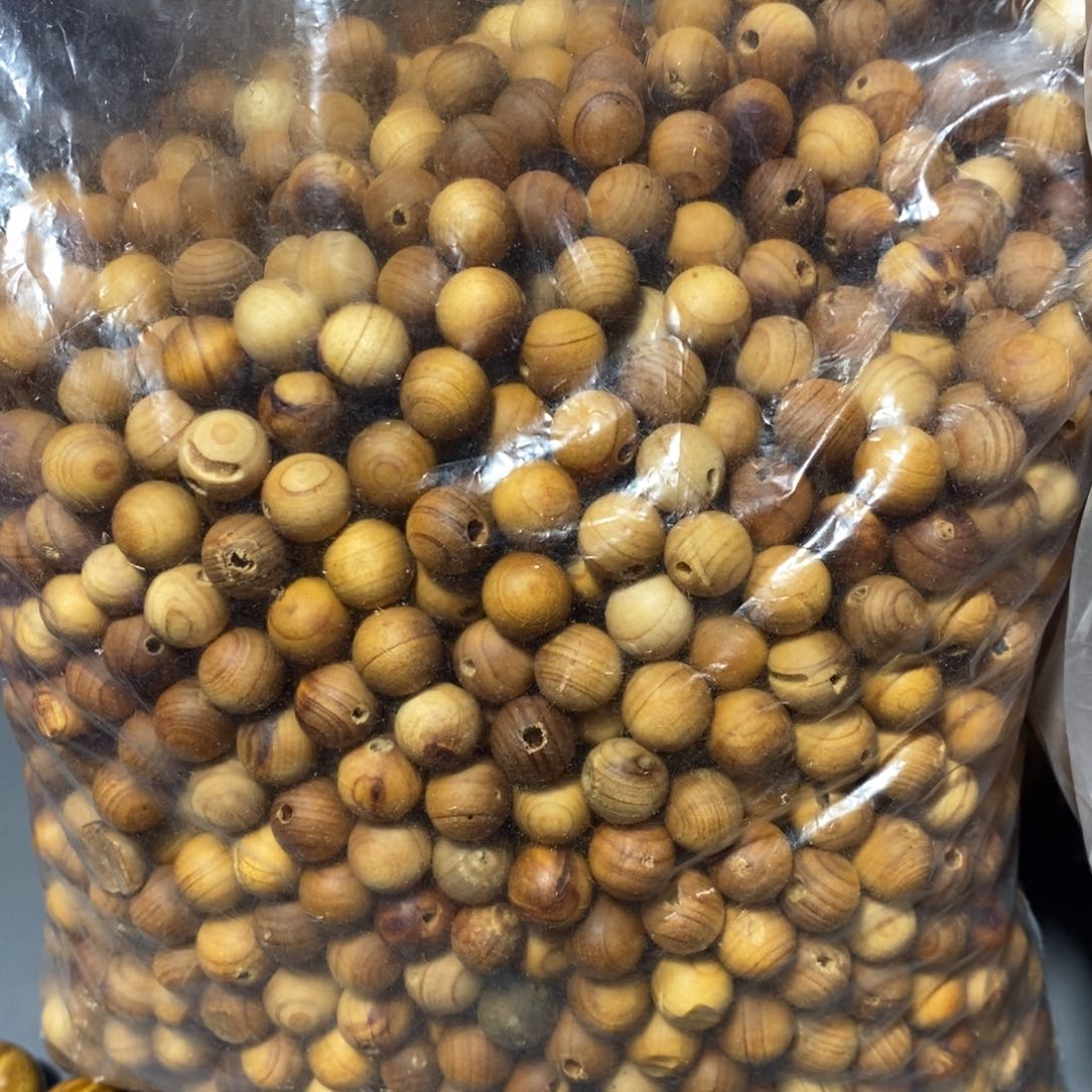 金丝楠百*生崖柏坏珠2斤