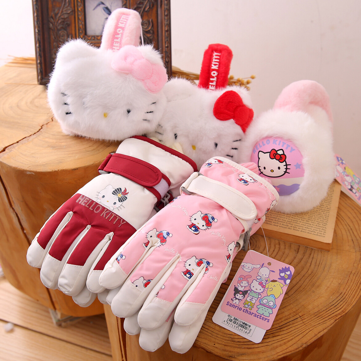 HelloKitty儿童滑雪手套女孩冬季保暖五指加厚绒防水女童玩雪防寒