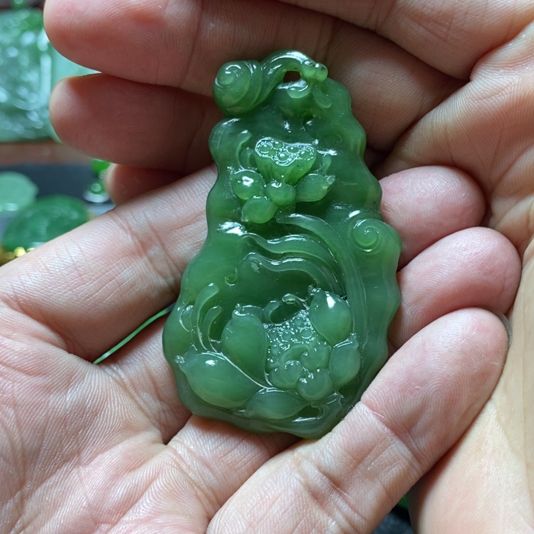 和田玉（碧玉）未镶嵌挂件