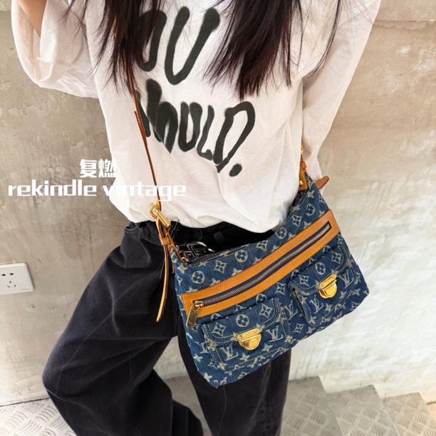 95新 LouisVuitton/路易威登 复燃精选/丹宁baggy小号双肩带