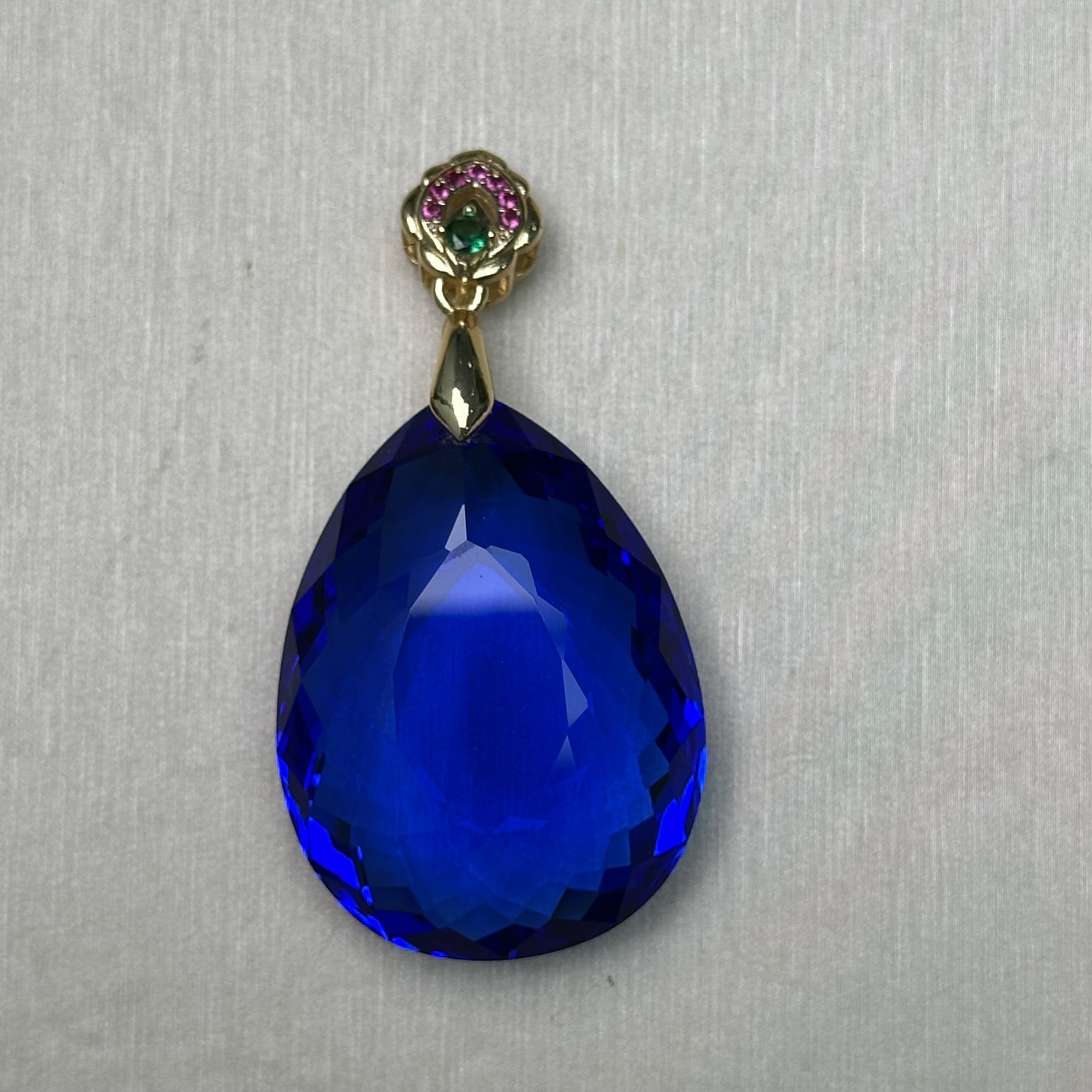 【九霄云】F530-1深蓝水滴吊坠多样性发一件