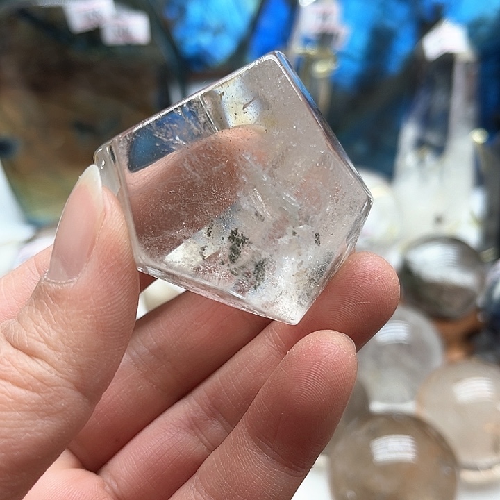 水晶88克水晶随形未镶嵌