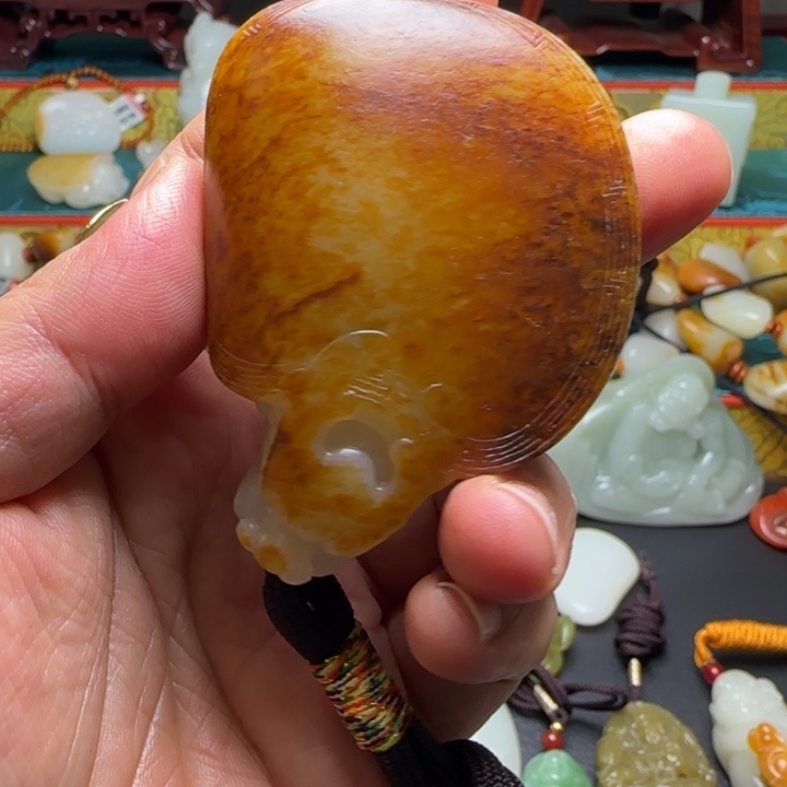 和田玉（糖玉）未镶嵌挂件