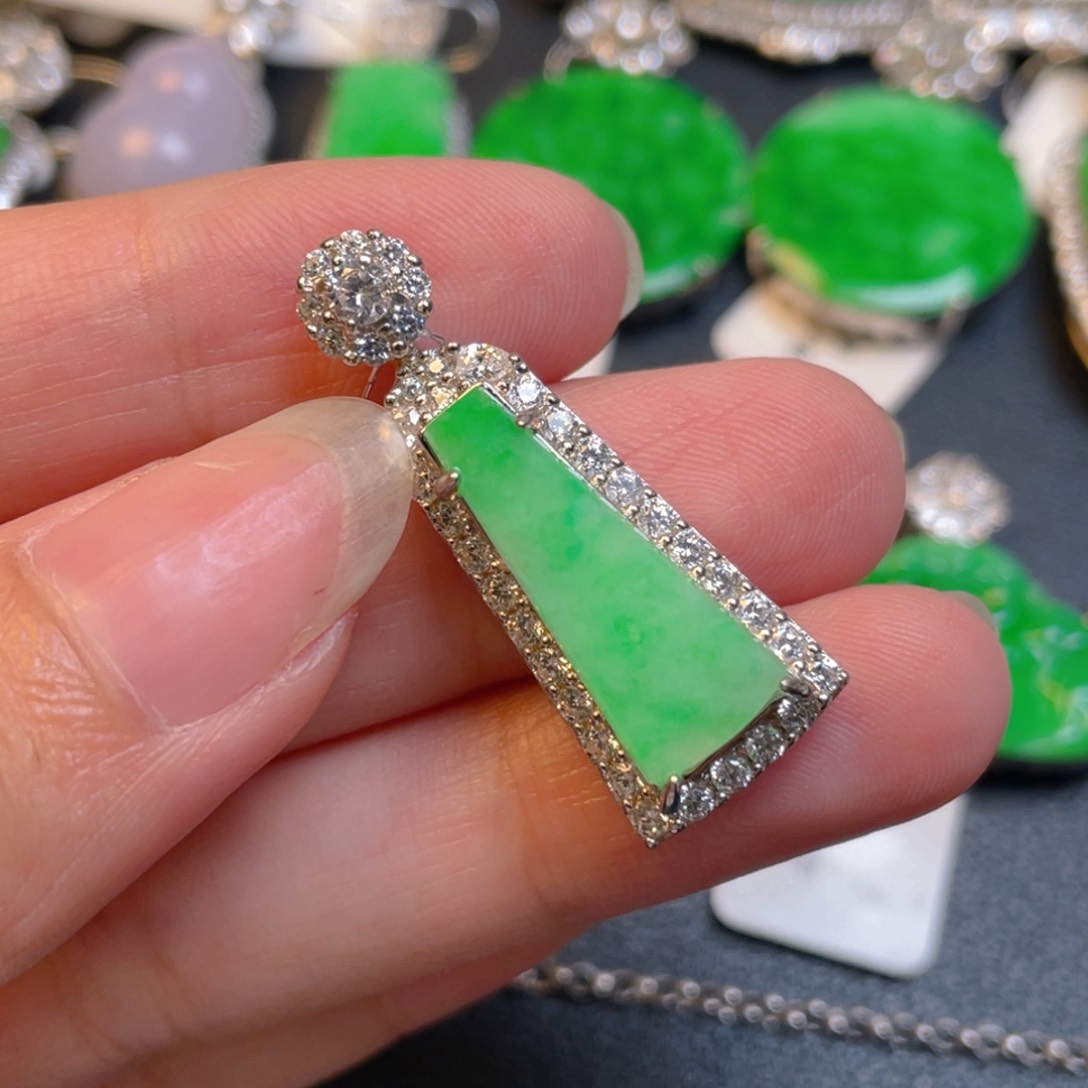 翡翠银S925镶嵌颈饰