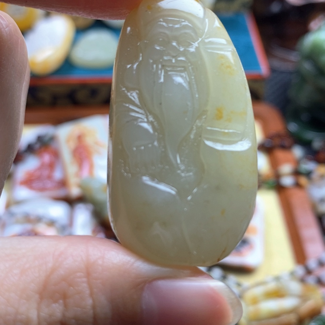 和田玉未镶嵌挂件