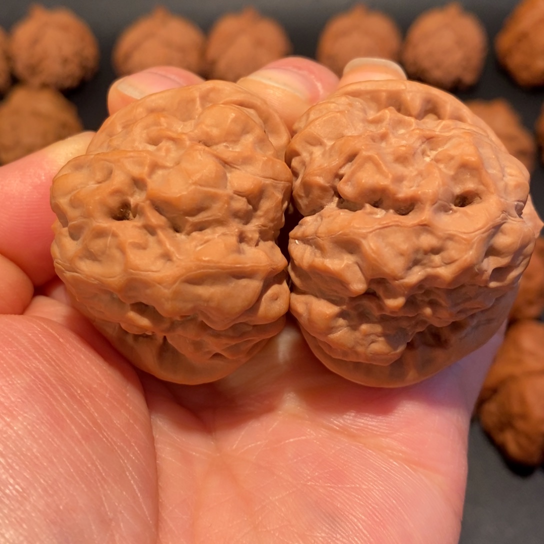 文玩核桃把件蛤蟆头