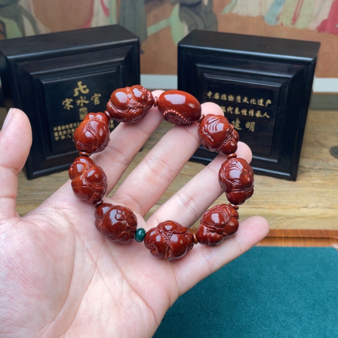 橄榄核手串弥勒表弟回血