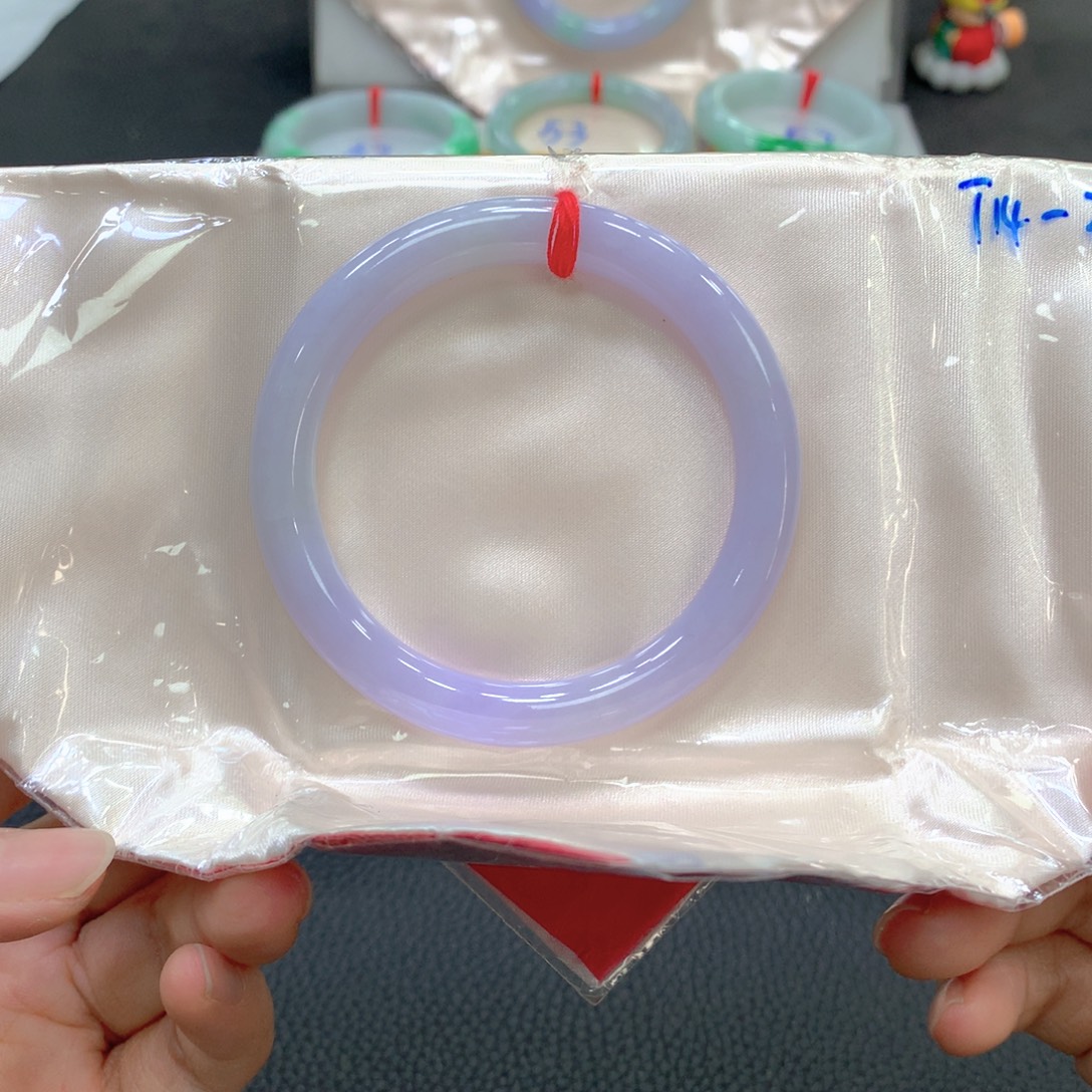 翡翠未镶嵌手镯21