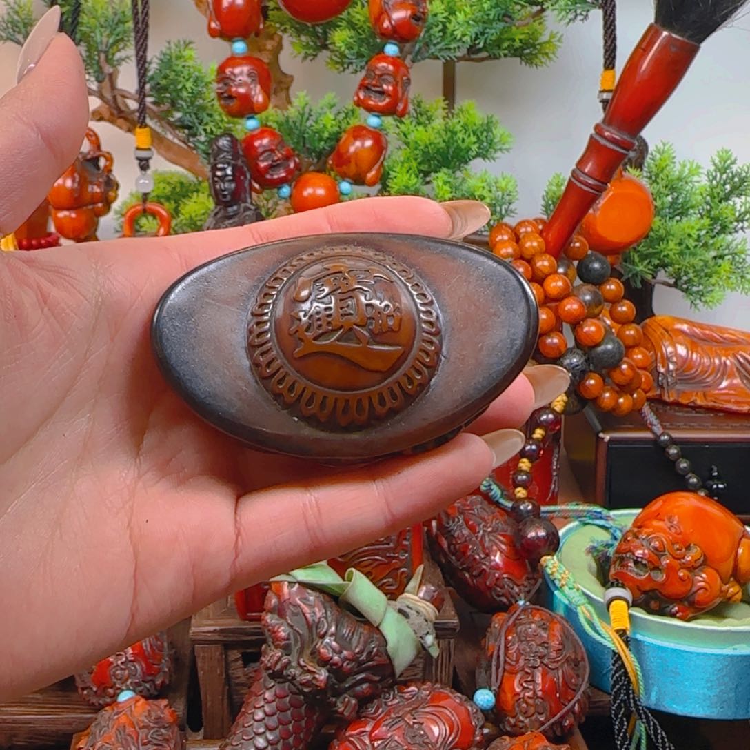 琥珀裸石未镶嵌手把