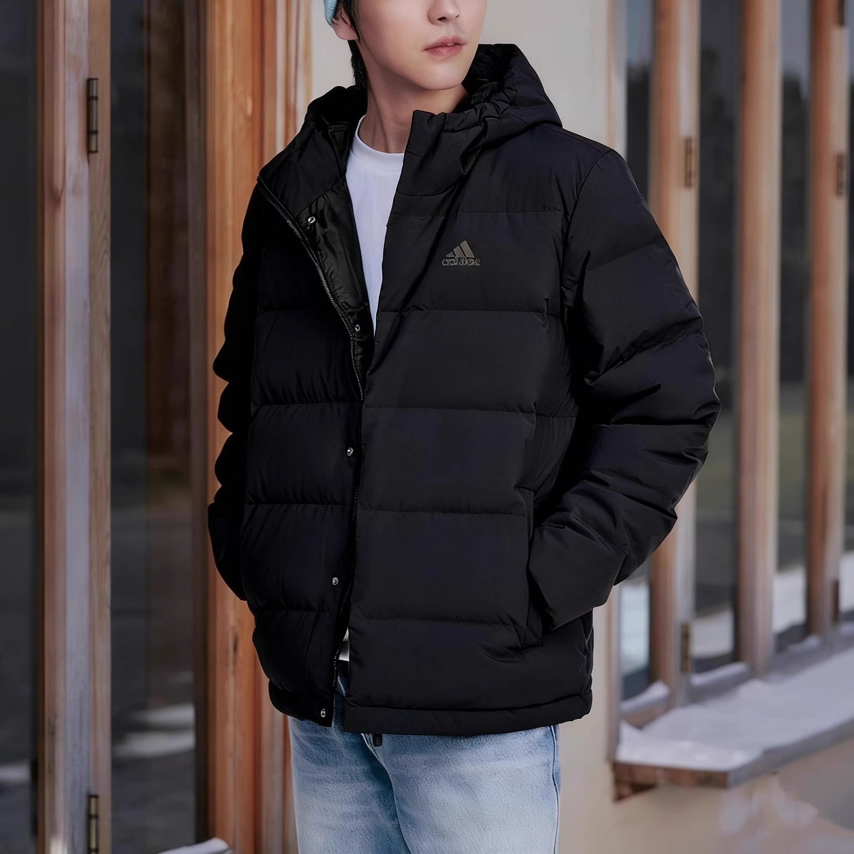 adidas/阿迪达斯防风保暖羽绒服短款黑色冬季百搭连帽厚外套男款