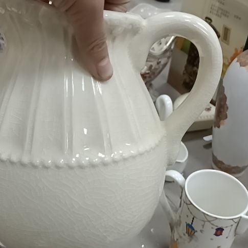 壶瑕摆。。。。。。。。。。。。。。。。