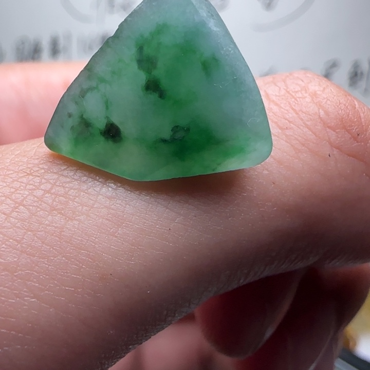 定制翡翠未镶嵌不包工