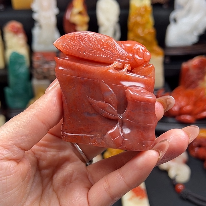 寿山石高山桃花冻石