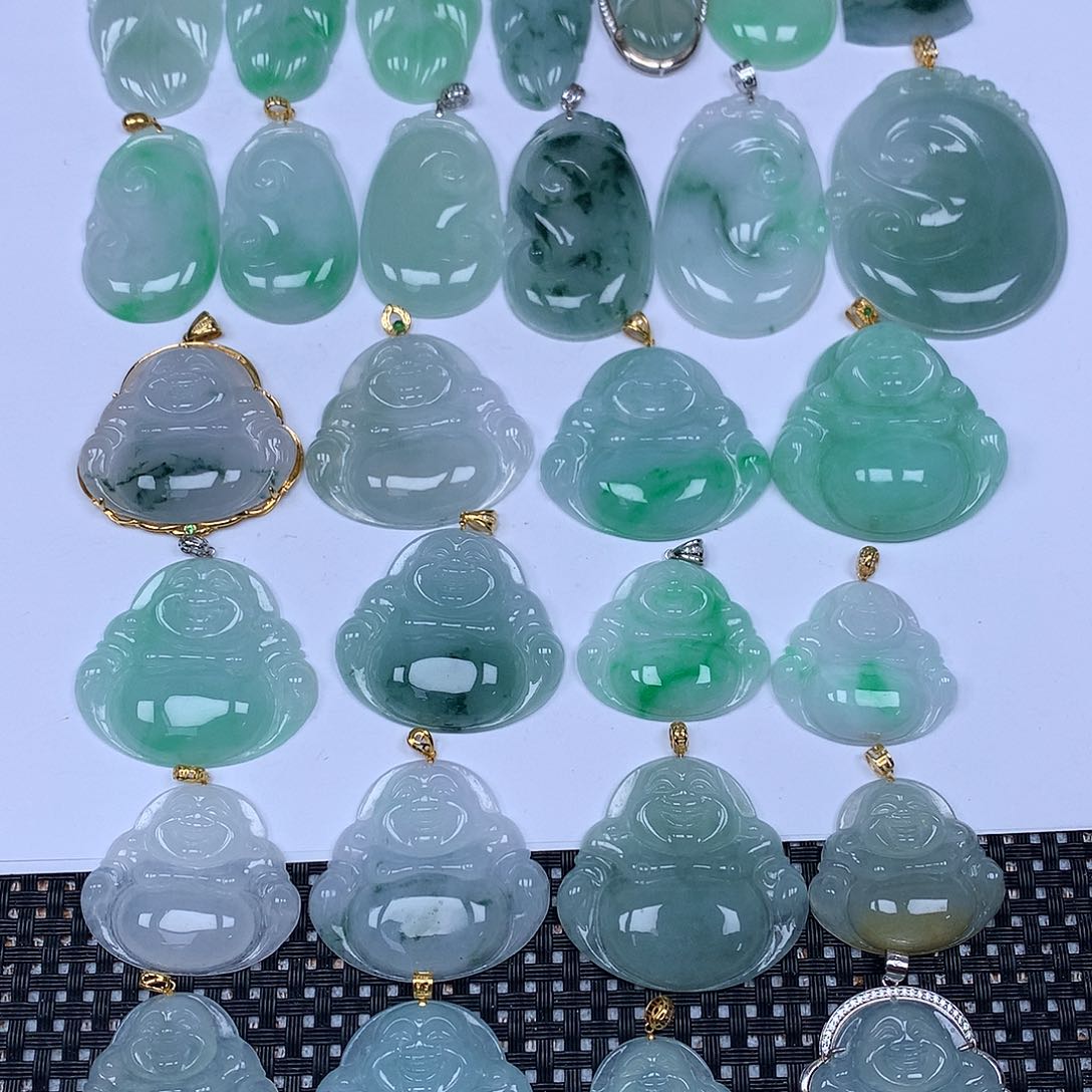 翡翠未镶嵌颈饰我