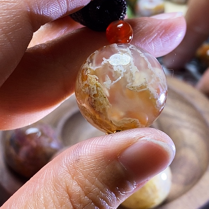 宋***哥玛瑙/玉髓未镶嵌颈饰