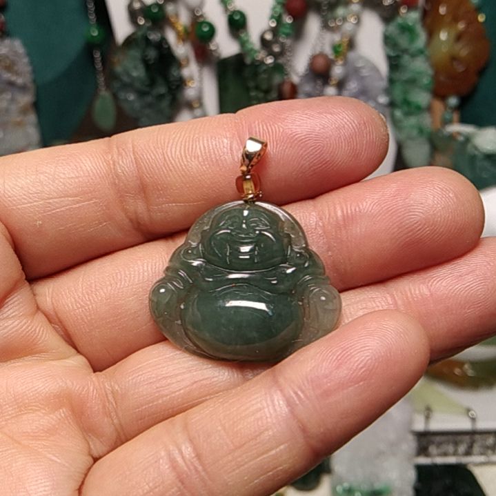 翡翠吊坠(赠链)未镶嵌