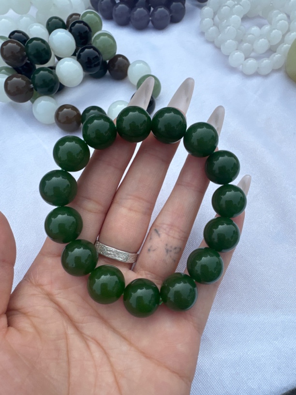 高端精品冰阳绿手串 卡14